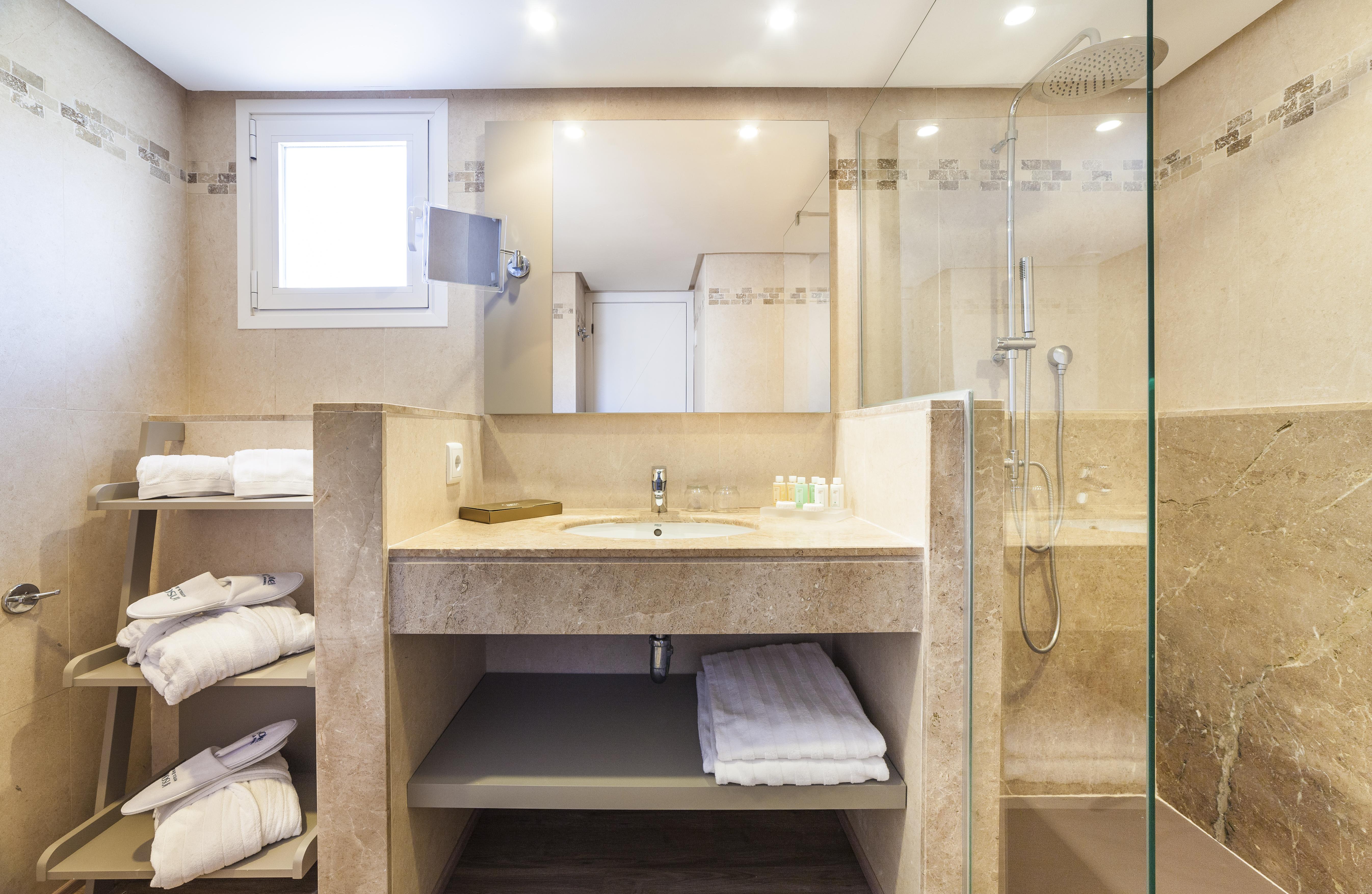 Insotel Tarida Beach Resort & Spa Cala Tarida  Bagian luar foto