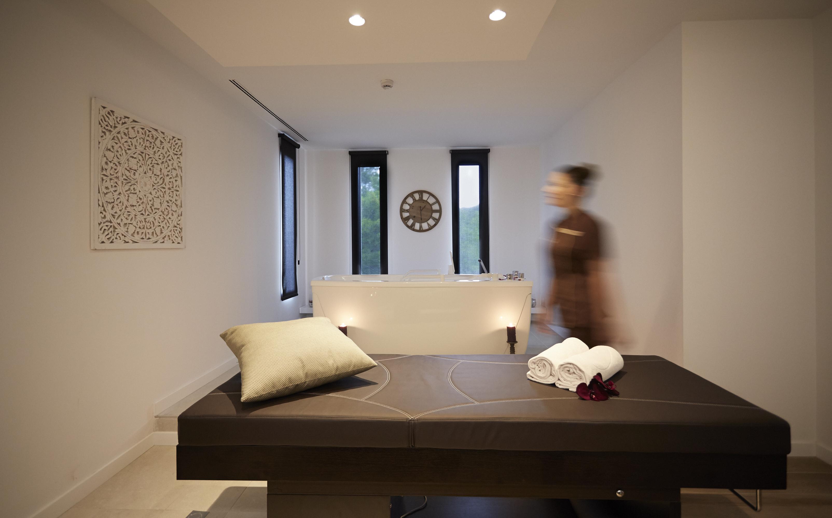 Insotel Tarida Beach Resort & Spa Cala Tarida  Bagian luar foto