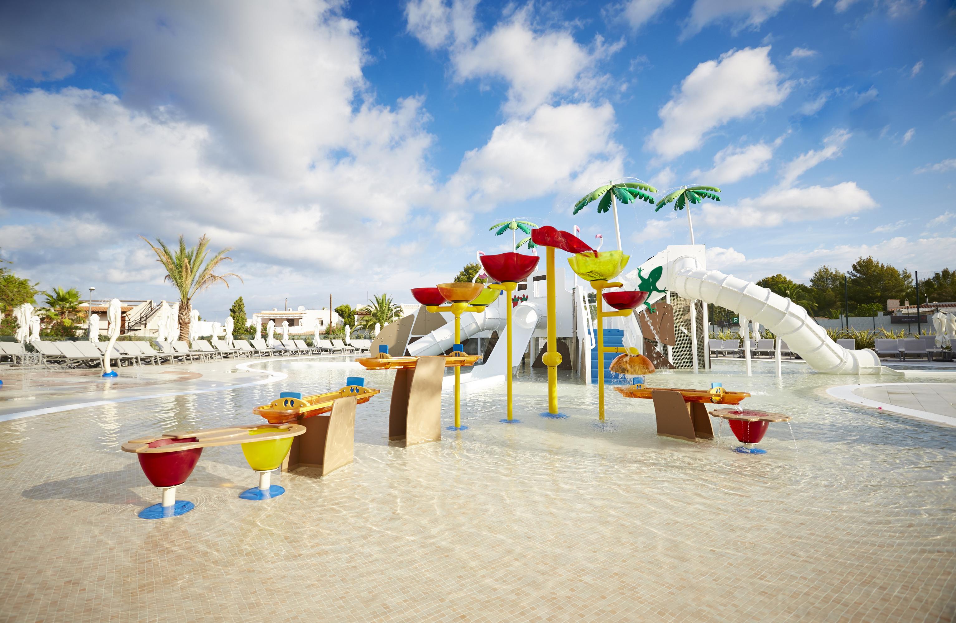 Insotel Tarida Beach Resort & Spa Cala Tarida  Bagian luar foto