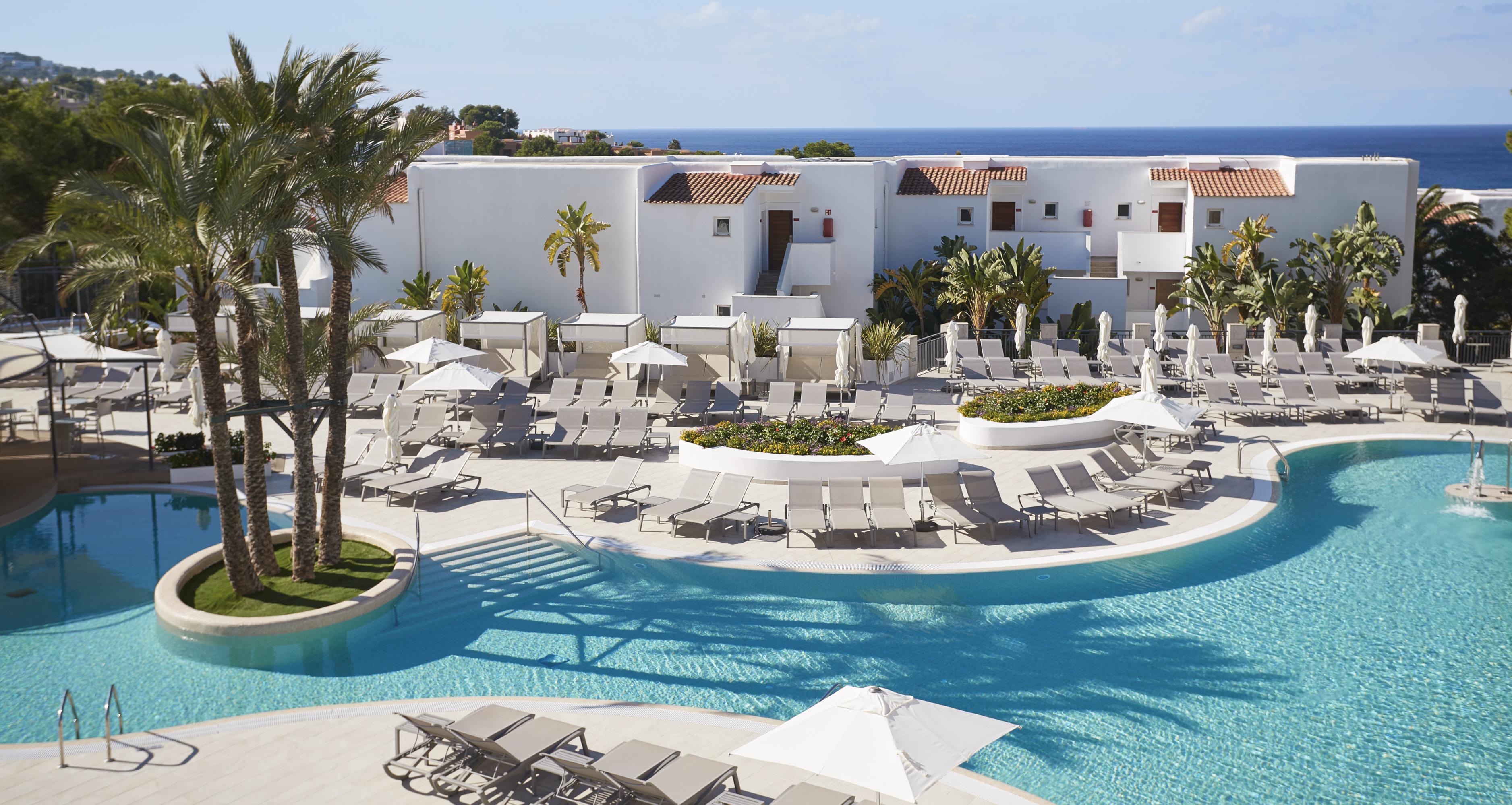 Insotel Tarida Beach Resort & Spa Cala Tarida  Bagian luar foto